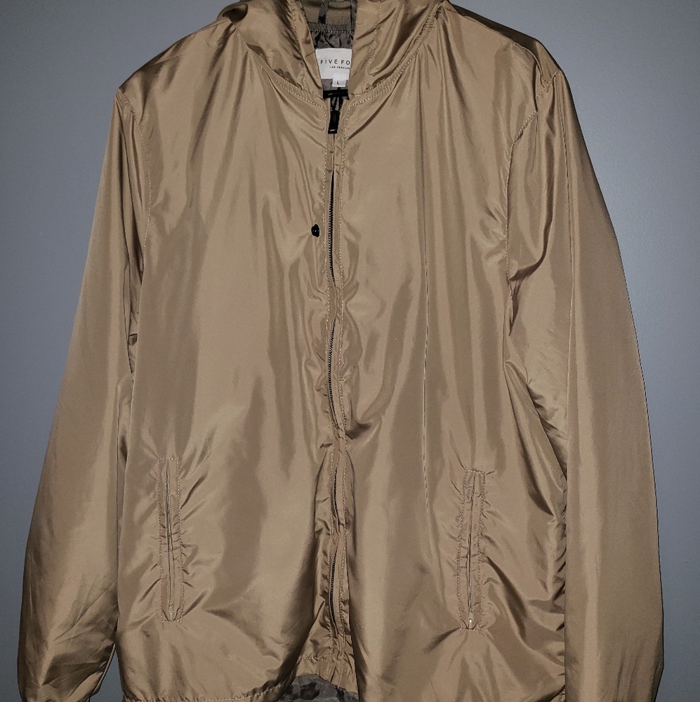 Light jacket with hood